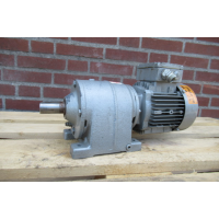 41 RPM 0,37 KW Asmaat 25 mm. Used